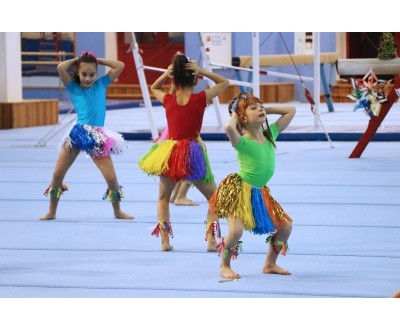 День рождения Ларисы Семеновны Латыниной и новогоднее представление №7